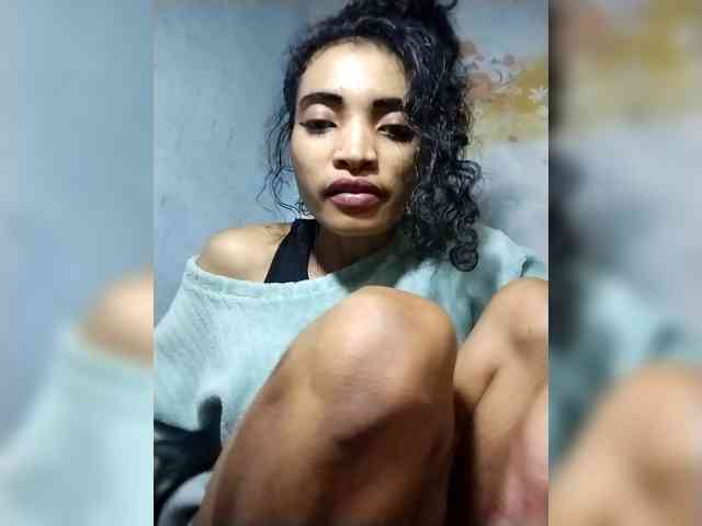 Shanya12 webcam