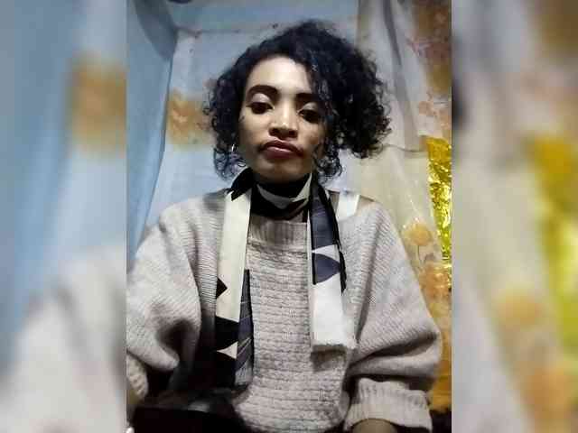 Shanya12 webcam