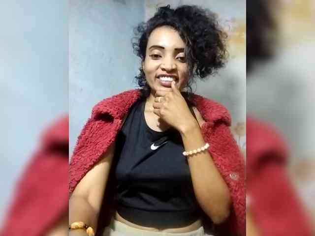Shanya12 webcam