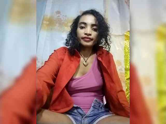Shanya12 webcam