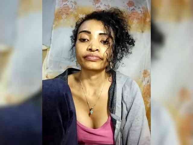 Shanya12 webcam