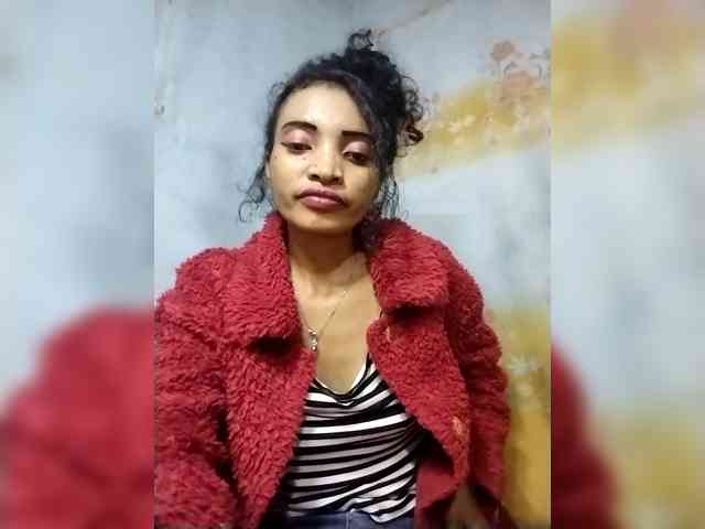Shanya12 webcam