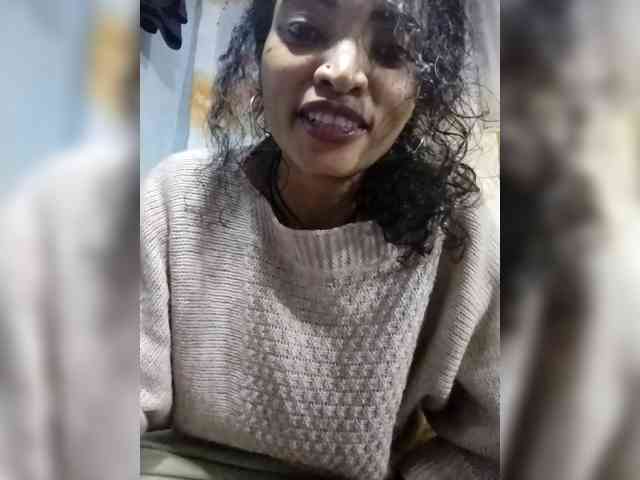 Shanya12 webcam