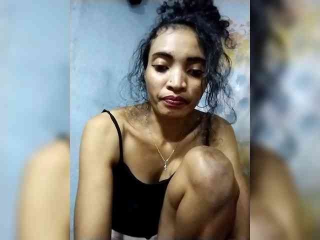 Shanya12 webcam