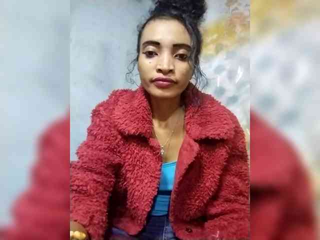 Shanya12 webcam