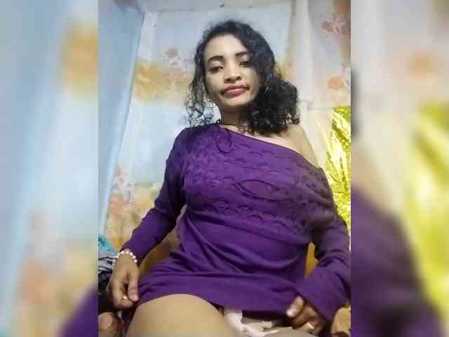 Shanya12 webcam