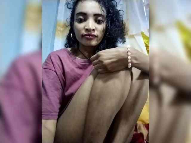 Shanya12 webcam