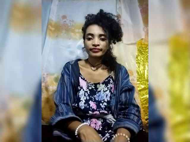 Shanya12 webcam