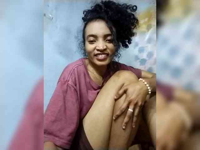 Shanya12 webcam