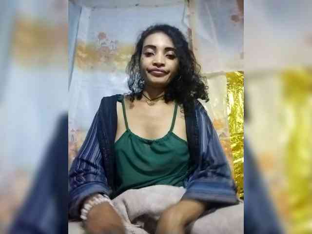 Shanya12 webcam