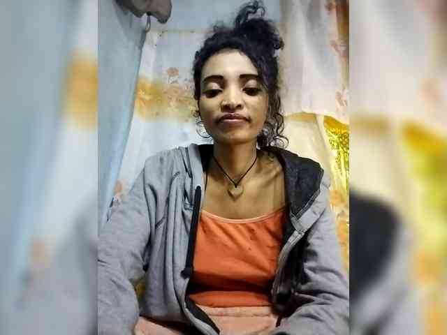 Shanya12 webcam