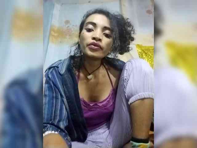 Shanya12 webcam