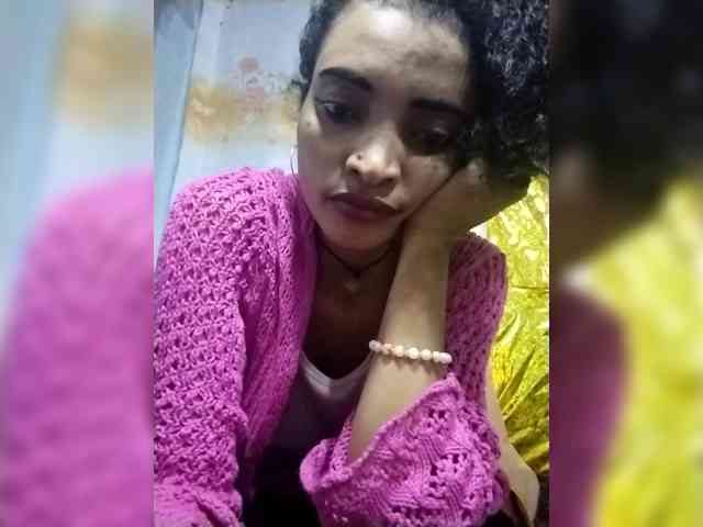 Shanya12 webcam