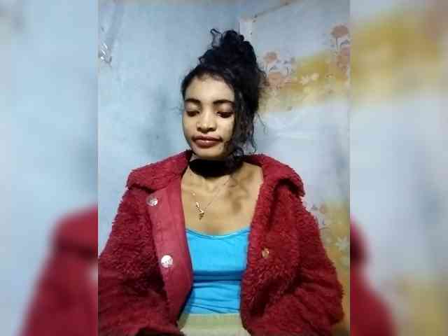 Shanya12 webcam