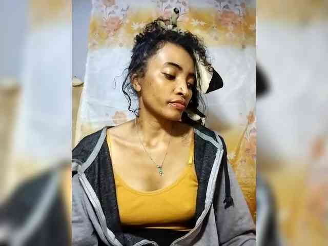 Shanya12 webcam