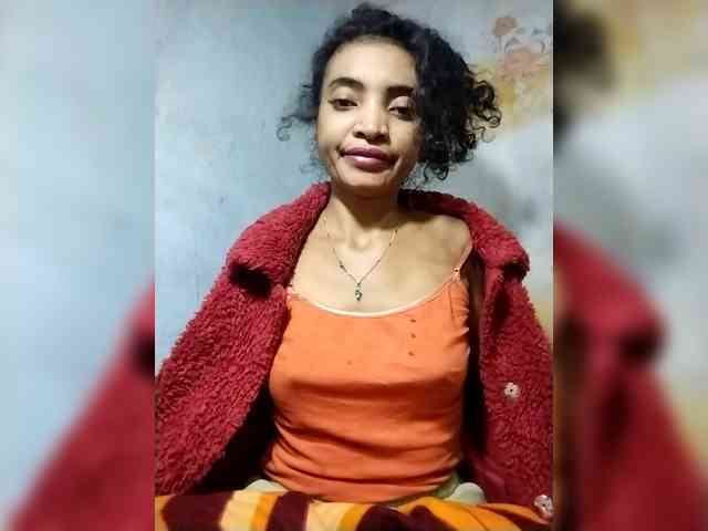 Shanya12 webcam