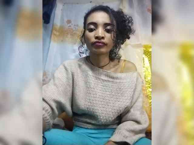 Shanya12 webcam