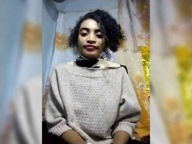 Shanya12 webcam