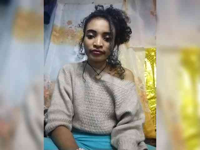 Modèle: Shanya12