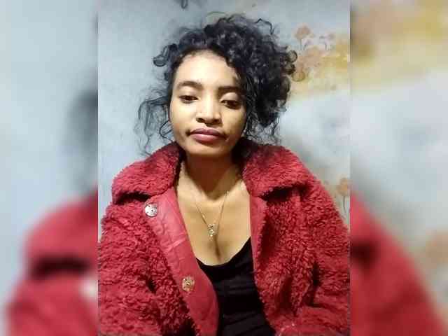 Shanya12 webcam