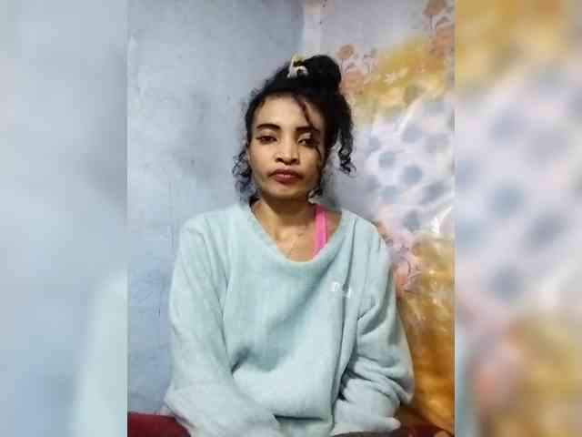 Shanya12 webcam