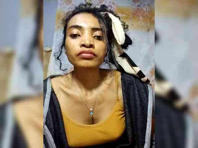 Shanya12 webcam