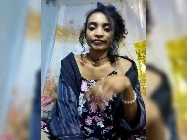 Shanya12 webcam