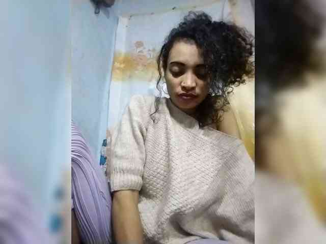 Shanya12 webcam