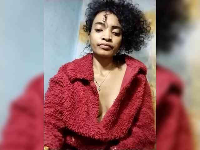 Shanya12 webcam