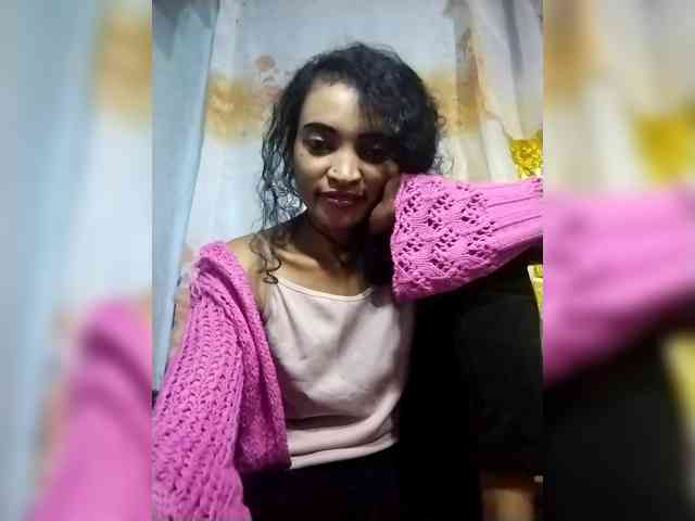 Shanya12 webcam