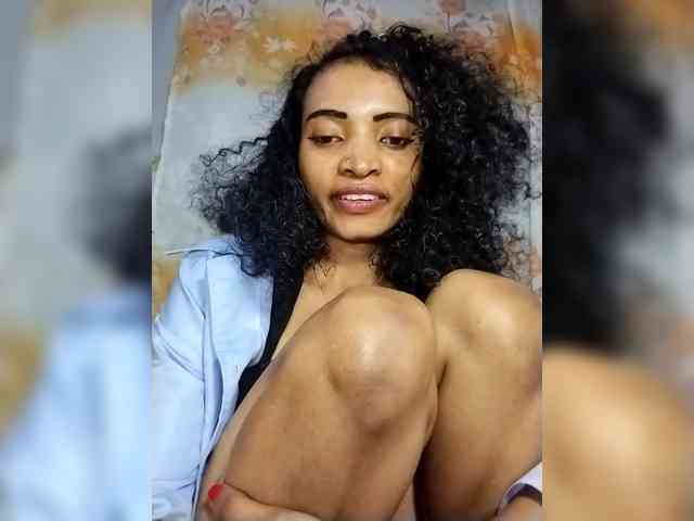 Shanya12 webcam