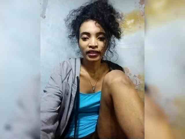 Shanya12 webcam