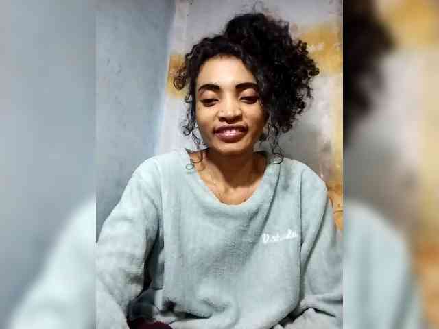 Shanya12 webcam