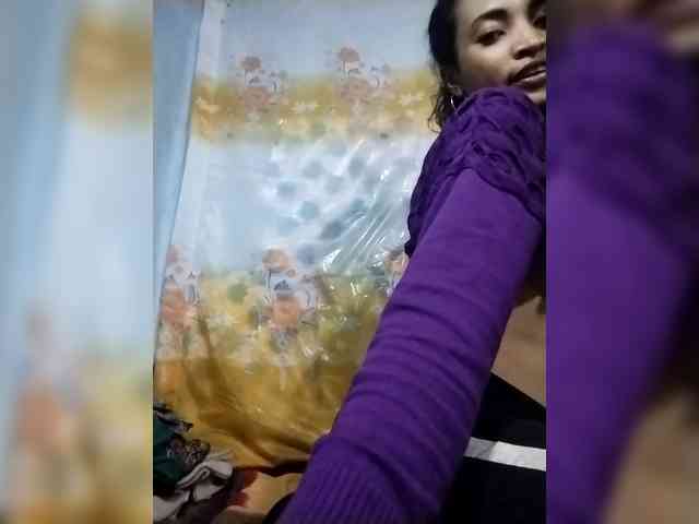 Shanya12 webcam