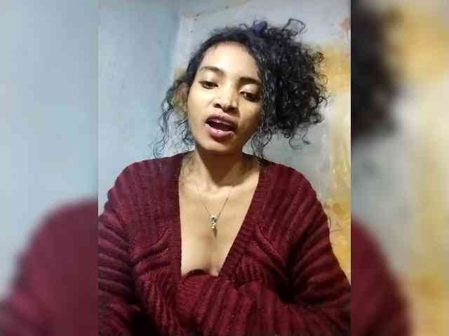 Shanya12 webcam