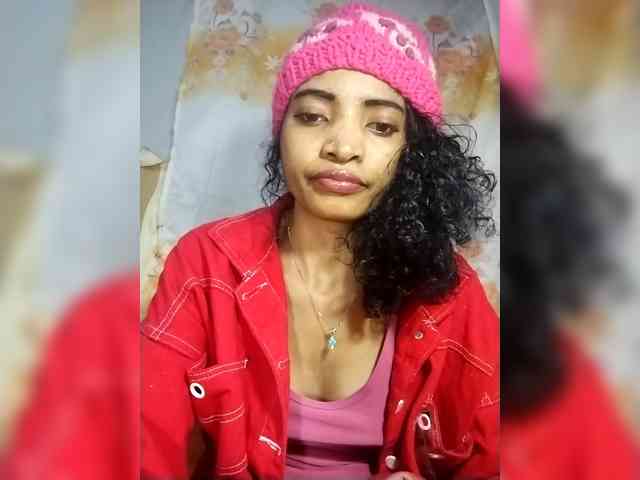 Shanya12 webcam