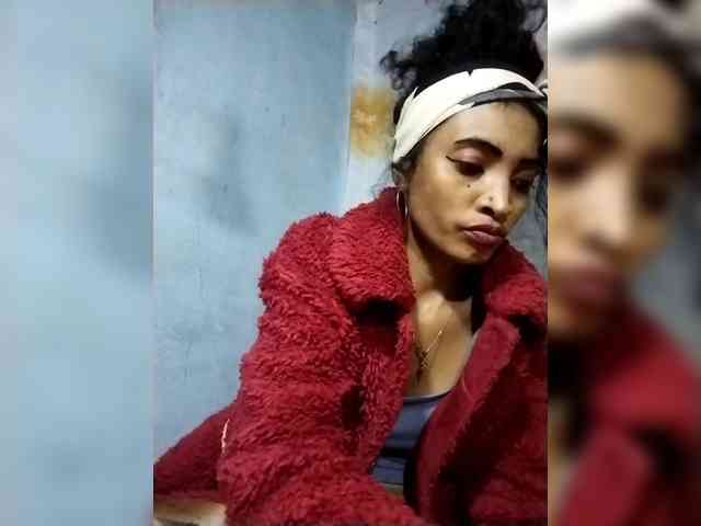 Shanya12 webcam