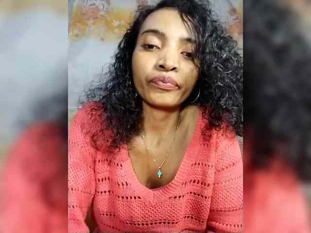Shanya12 webcam