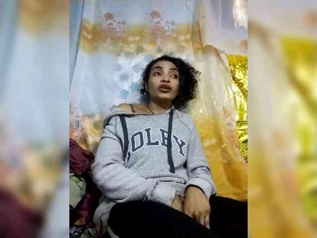 Shanya12 webcam