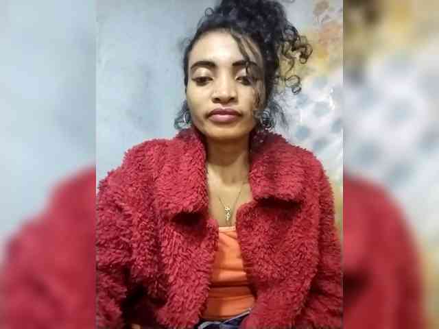Shanya12 webcam