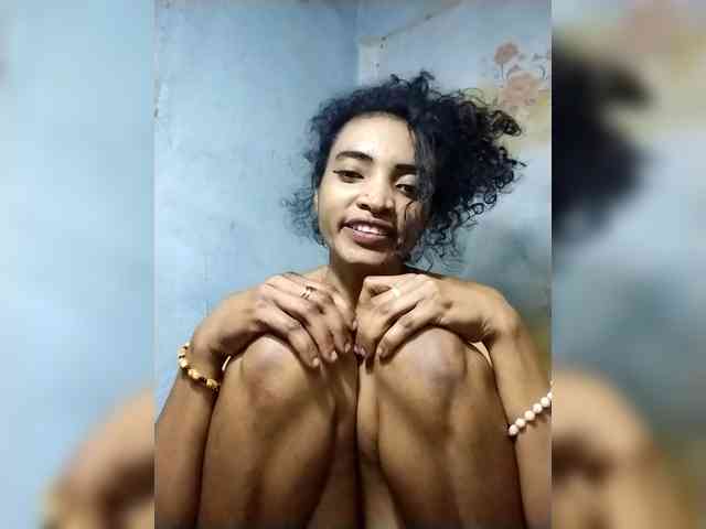 Shanya12 webcam