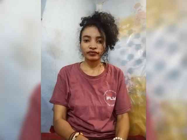 Shanya12 webcam