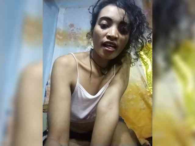 Shanya12 webcam