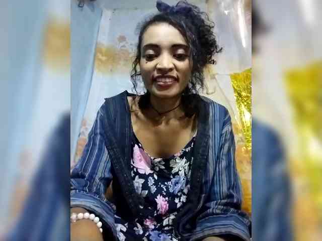 Shanya12 webcam
