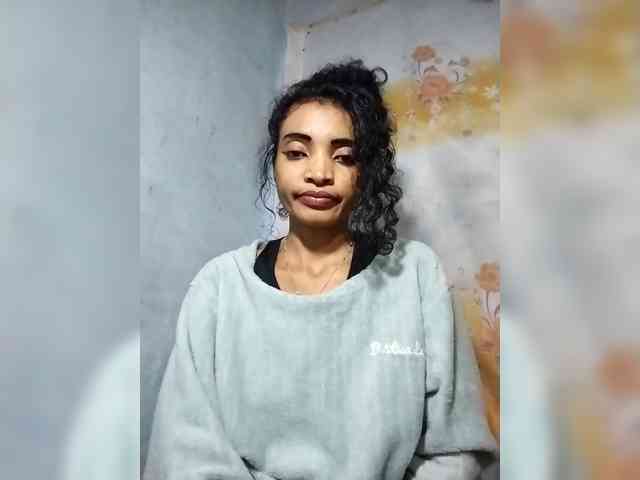 Shanya12 webcam