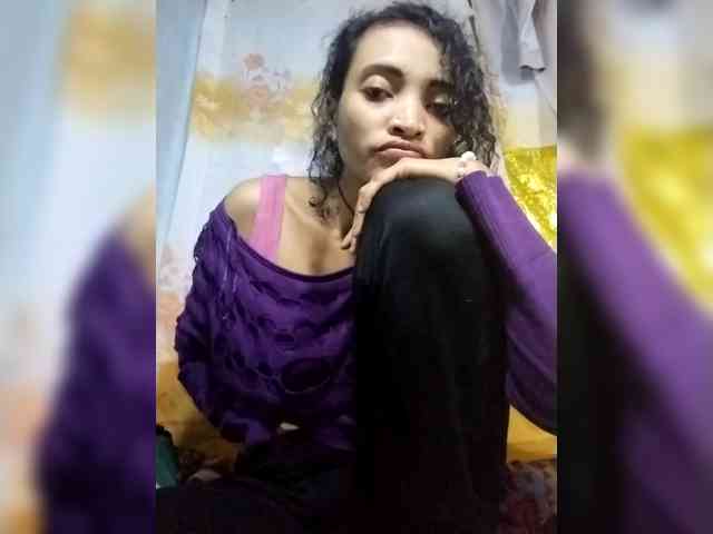 Shanya12 webcam