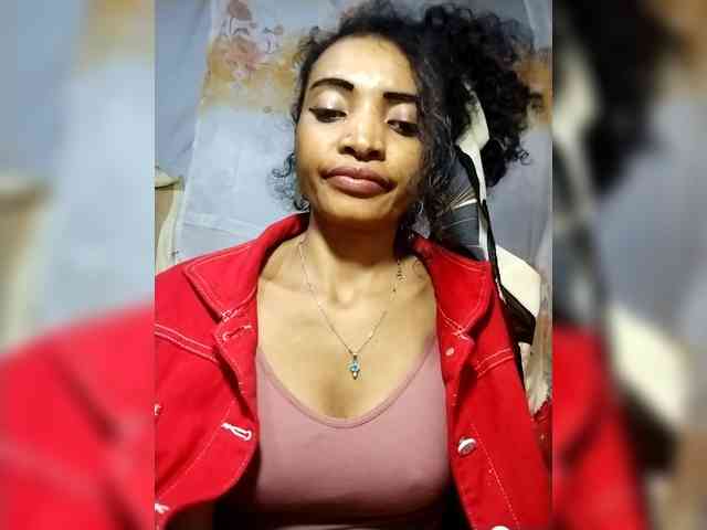 Shanya12 webcam