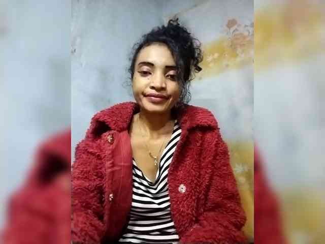 Shanya12 webcam