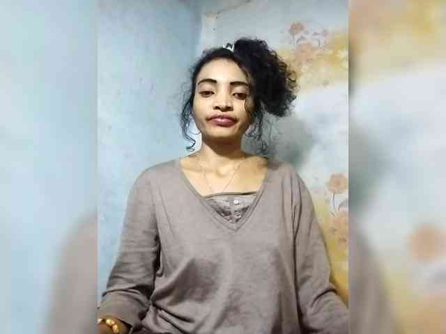 Shanya12 webcam