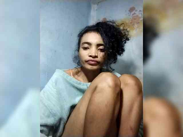Shanya12 webcam